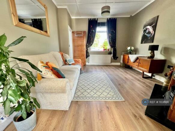 Lounge 2