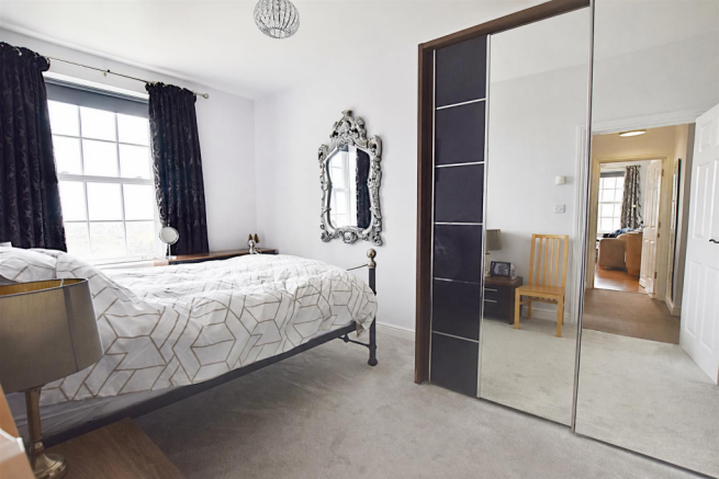 edited bedroom shot for 43 st james heights.png