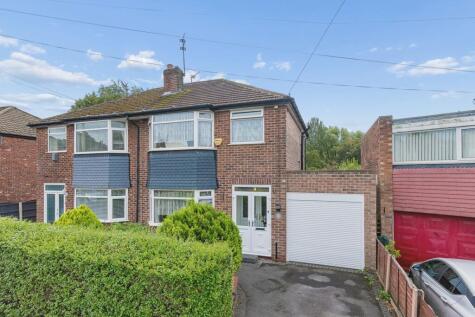 Peebles Drive, Manchester, M40
