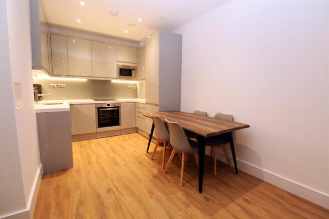Westgate House, West Gate, Ealing photo 2