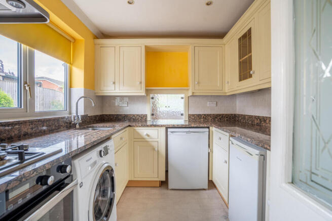 3 bed Bungalow for sale Image 6