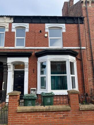 4 bed Block of Apartments for sale Image 11
