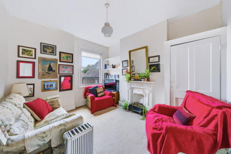 Salusbury Road, NW6
