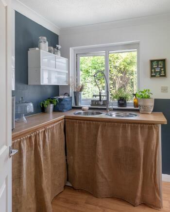 Quillet, Hillfield, Dartmouth: Utility Room