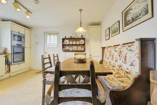 3 bed Detached Bungalow for sale Image 6