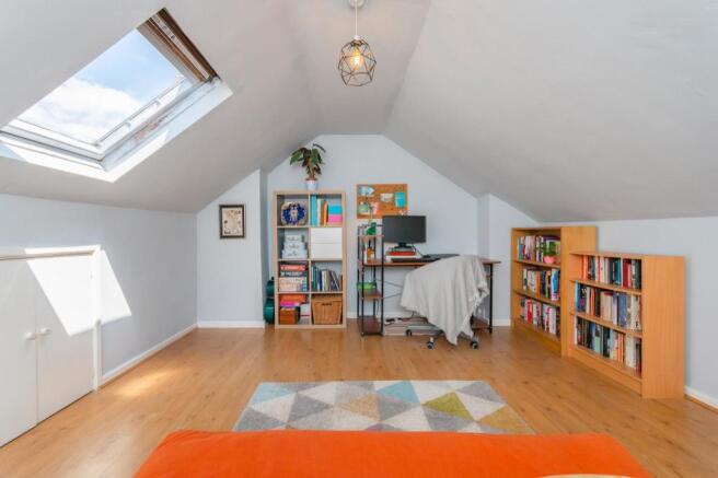 ENALSNHOJTS421 - Loft Room B.jpg