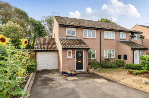 Falcon Way, Wokingham, Berkshire, RG41