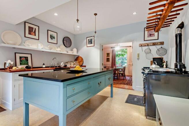 Kitchen/Breakfast