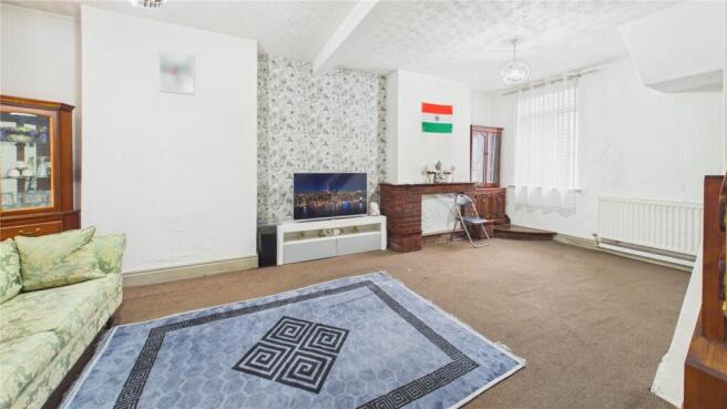 3 bed Terraced for sale Image 5