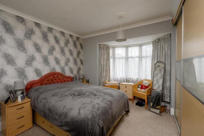 3 bed Semi-Detached for sale Image 8
