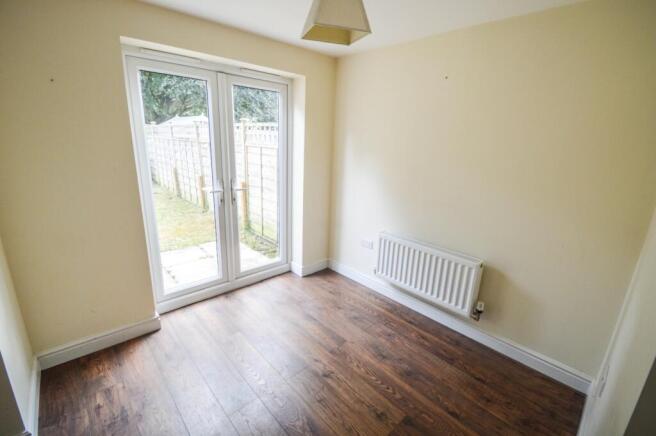 4 bed Terraced to rent Image 4
