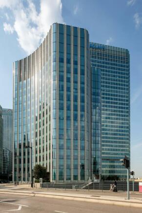 5 Churchill Place 5.jpg