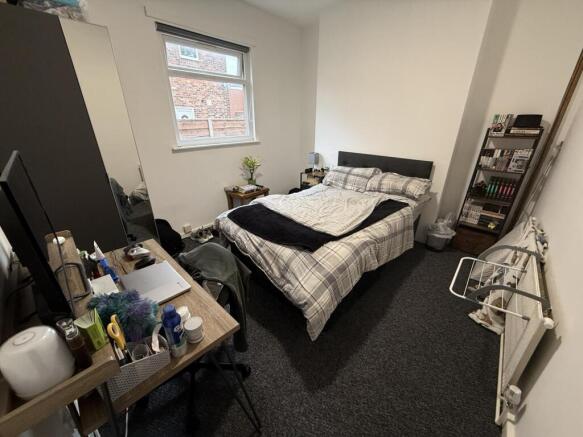 5da.room1.JPG