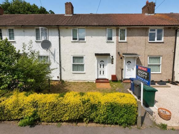 2-bed terraced on Dryfield Road, Edgware, HA8, £465,000