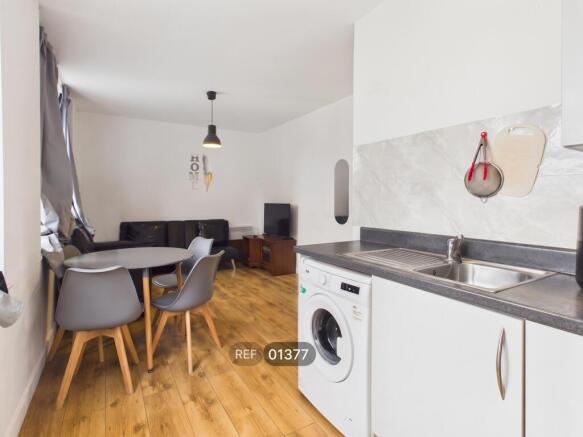 Kitchen/Living area