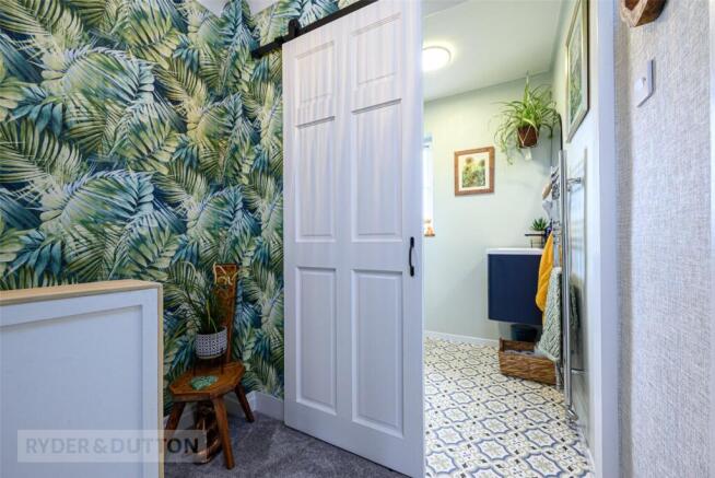 2 bed Terraced for sale Image 12