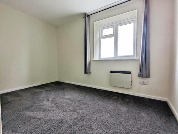 2 bed Semi-Detached for sale Image 10