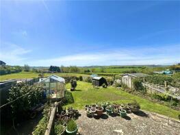 Sundowner, Niton Road, Rookley PO38 3NX