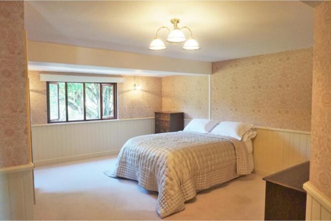 Master En-suite