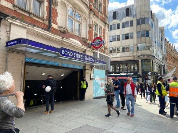 Bond St Station
