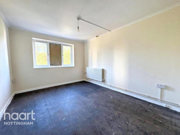 1-bed flat on Woodgate Court, Canning Circus, £70,000