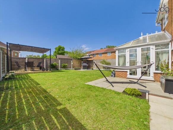 Sunny Garden with Pergola and BBQ area