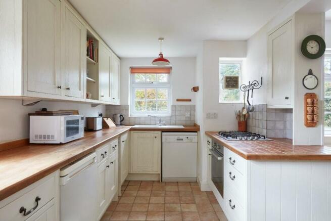 143_Huntingdon_Road_020424 5.jpg