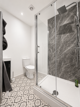 Ensuite