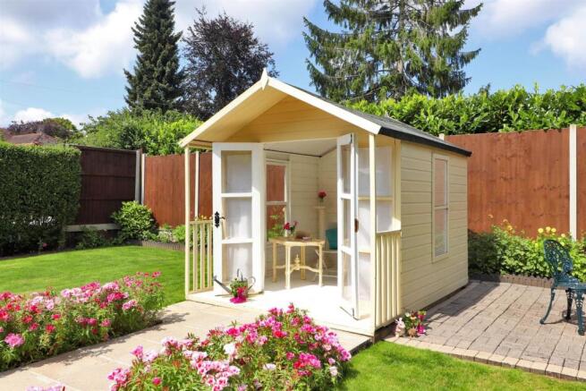 Summerhouse Cameo 1.jpg