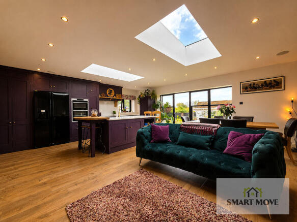 Kitchen Family Room