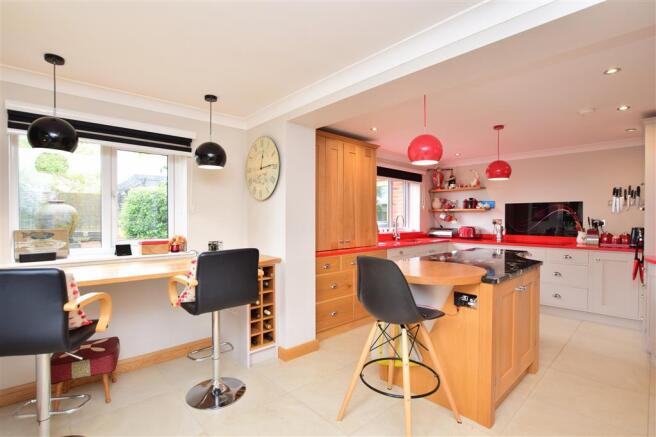 Kitchen/Breakfast Room