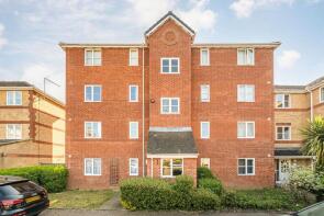 Flat 18, Concord Court, Winery Lane, Kingston Upon Thames KT1 3GF