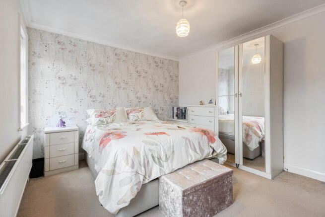 2 bed Semi-Detached for sale Image 10