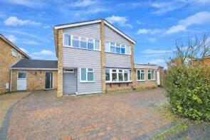 16, Allens Close, Boreham, Chelmsford CM3 3DR