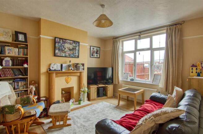 Dining/Sitting Room