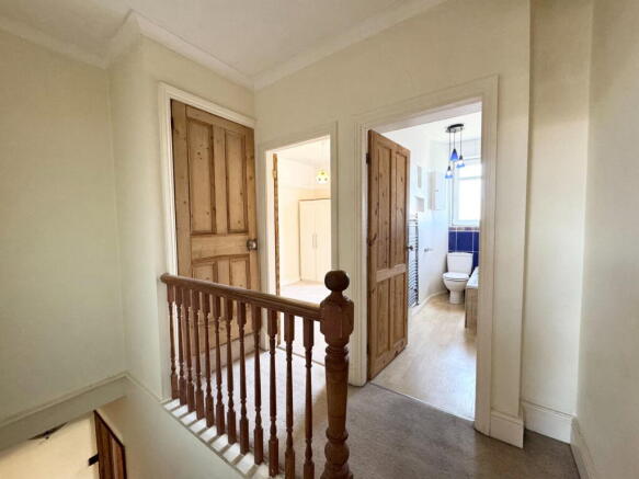 3 bed Terraced for sale Image 7