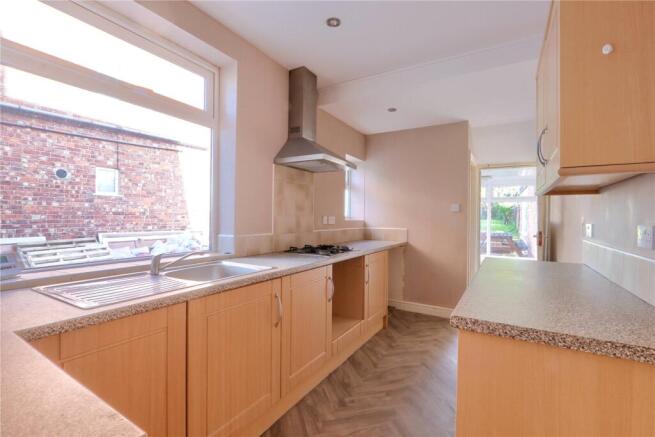 3 bed Semi-Detached for sale Image 4