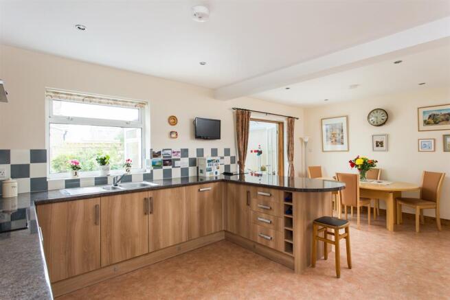 Kitchen Diner