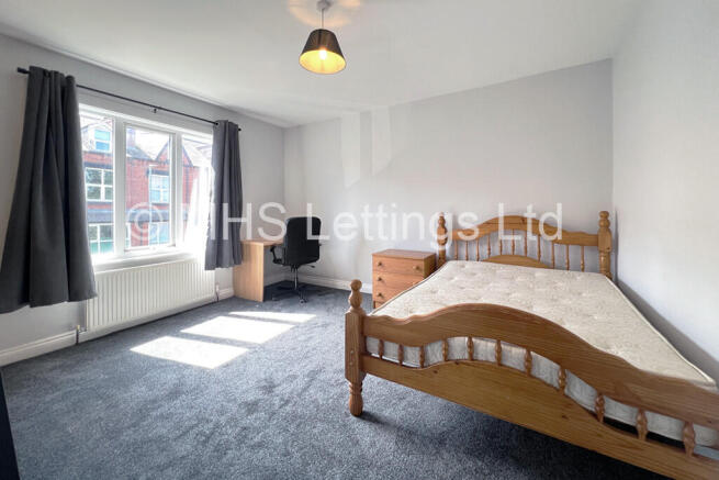 4 bed Terraced to rent Image 12