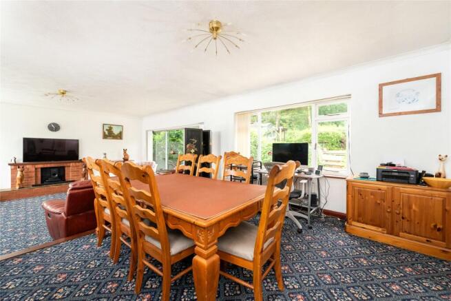 Dining/Breakfast Rm