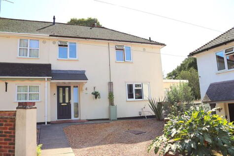 Cripley Road, Farnborough, GU14
