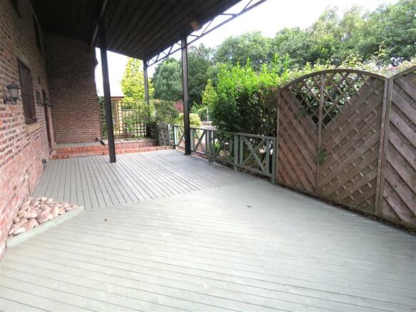 Astland Terrace.jpg