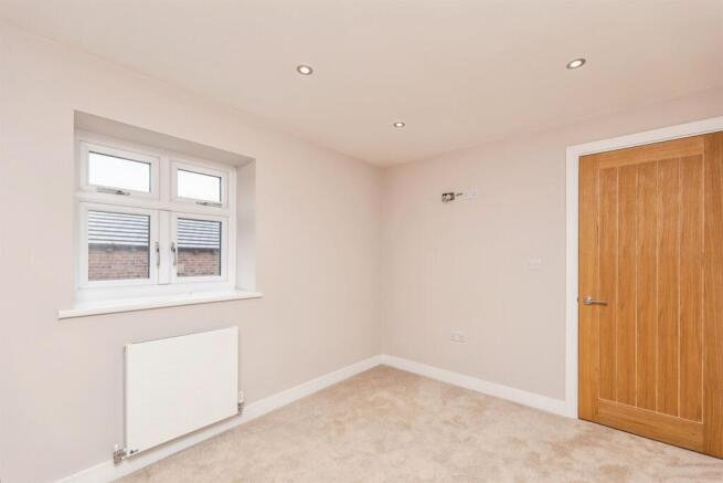 3 bed Detached for sale Image 10
