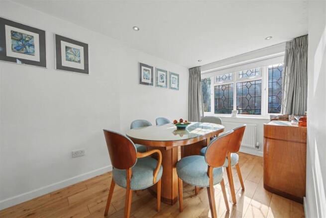 Dining Room.jpg