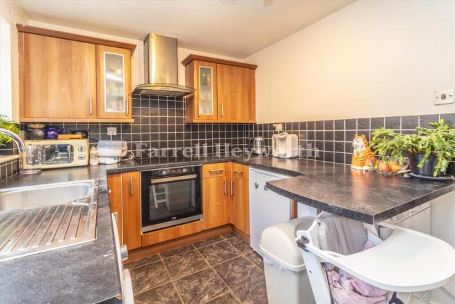 Kitchen image 2