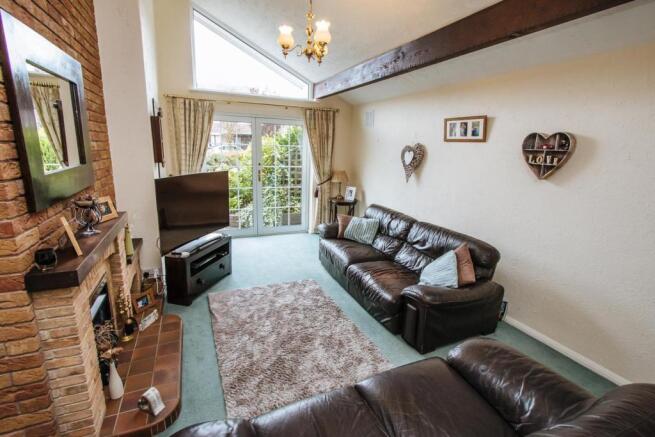Lounge / Dining Room