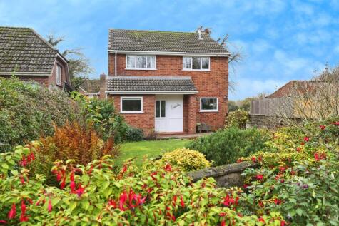 4 bed detached - Winterbourne Earls, Salisbury, SP4 image 19