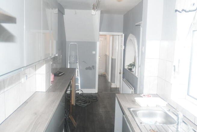 3 bed House for sale Image 7