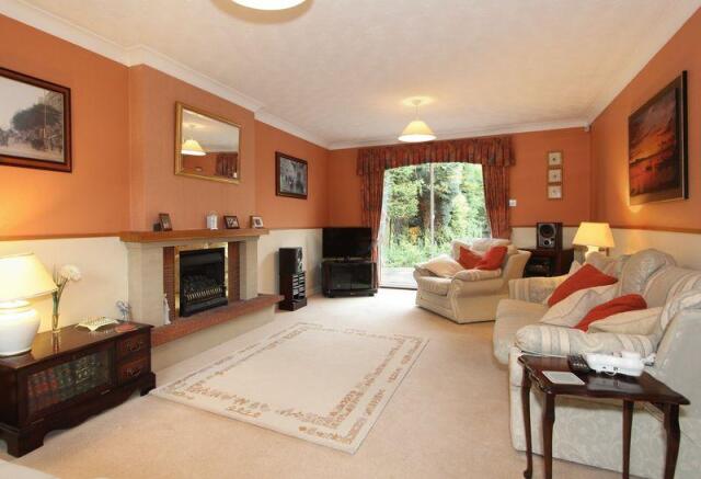 SITTING ROOM 1