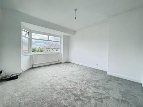 3 bed Semi-Detached for sale Image 9